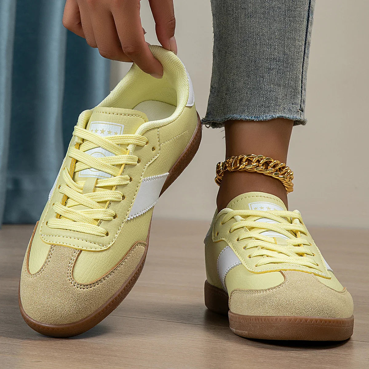 Baskets Femme Lacets – Légères, Antidérapantes & Tendance